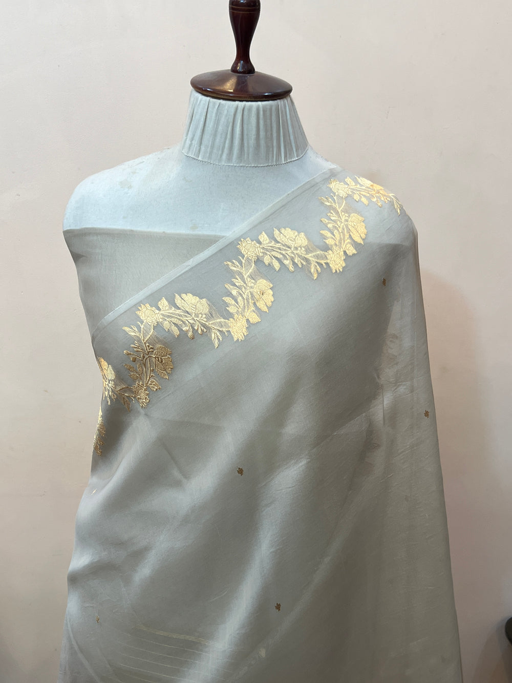 Grey Pure Kora Silk Handloom Banarasi Saree