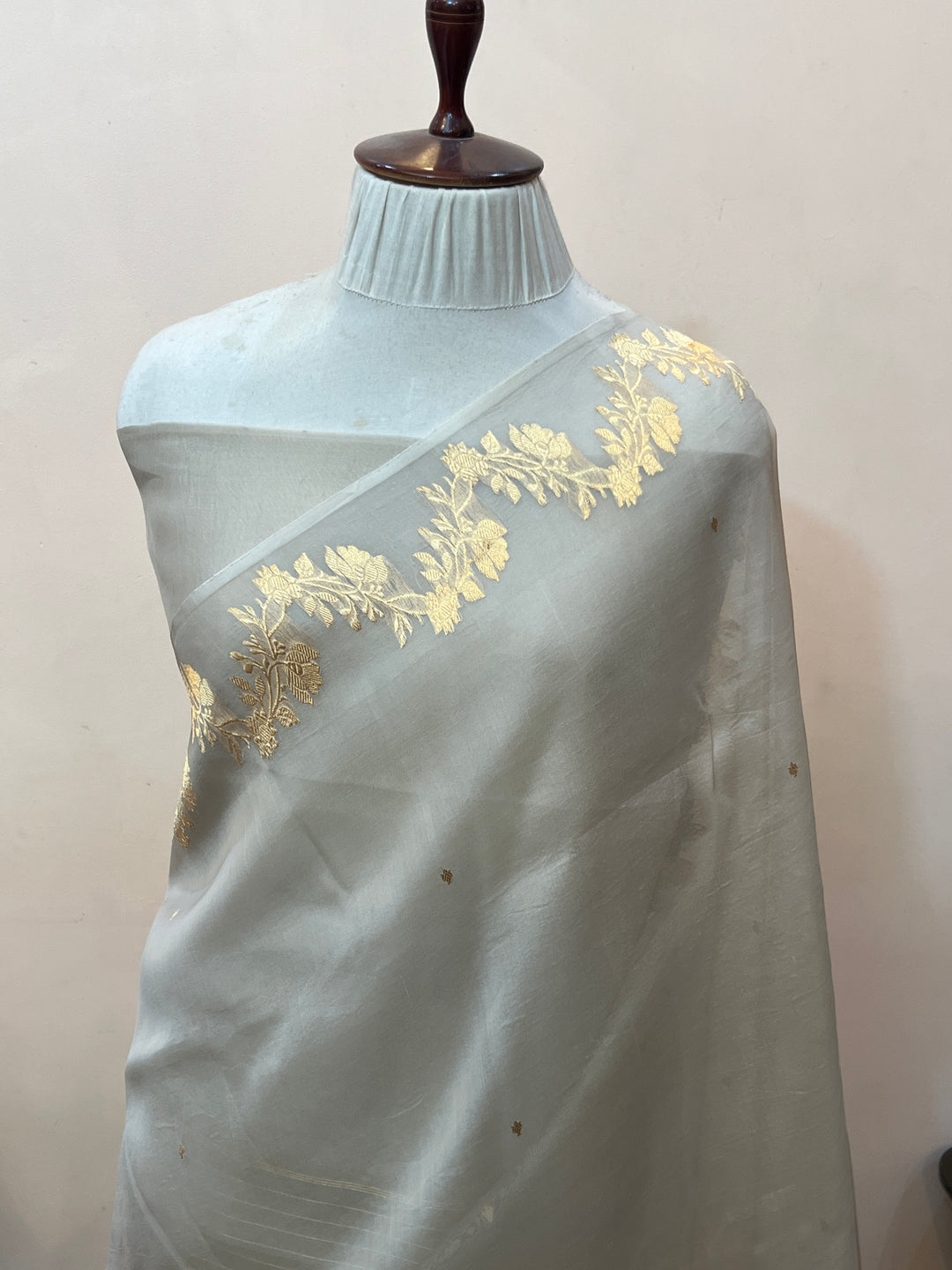 Grey Pure Kora Silk Handloom Banarasi Saree