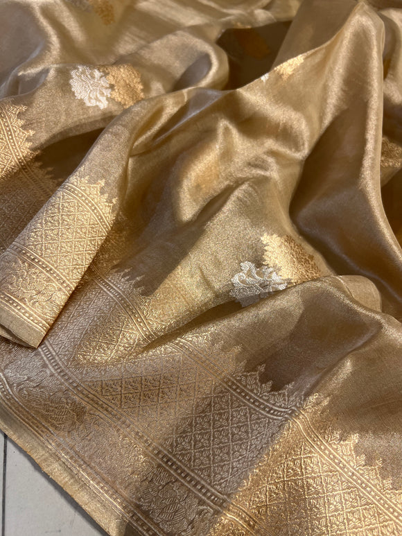 Golden Pure Banarasi Handloom Silk Saree - Aura Benaras