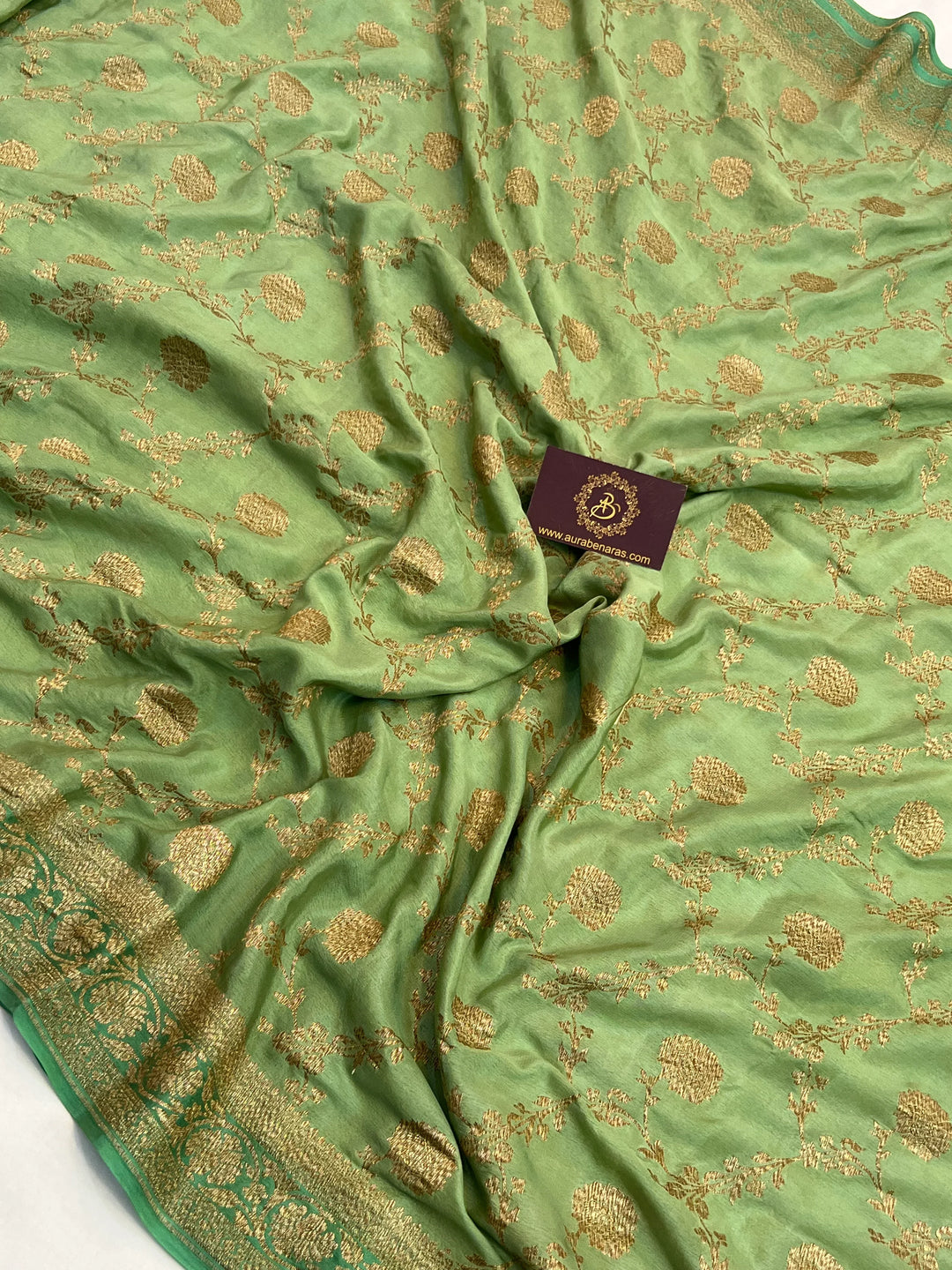 Green Pure Crepe Silk Handloom Banarasi Saree with Floral Jaal