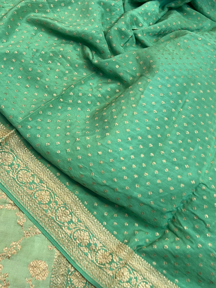 Green Pure Crepe Silk Handloom Banarasi Saree with Floral Jaal