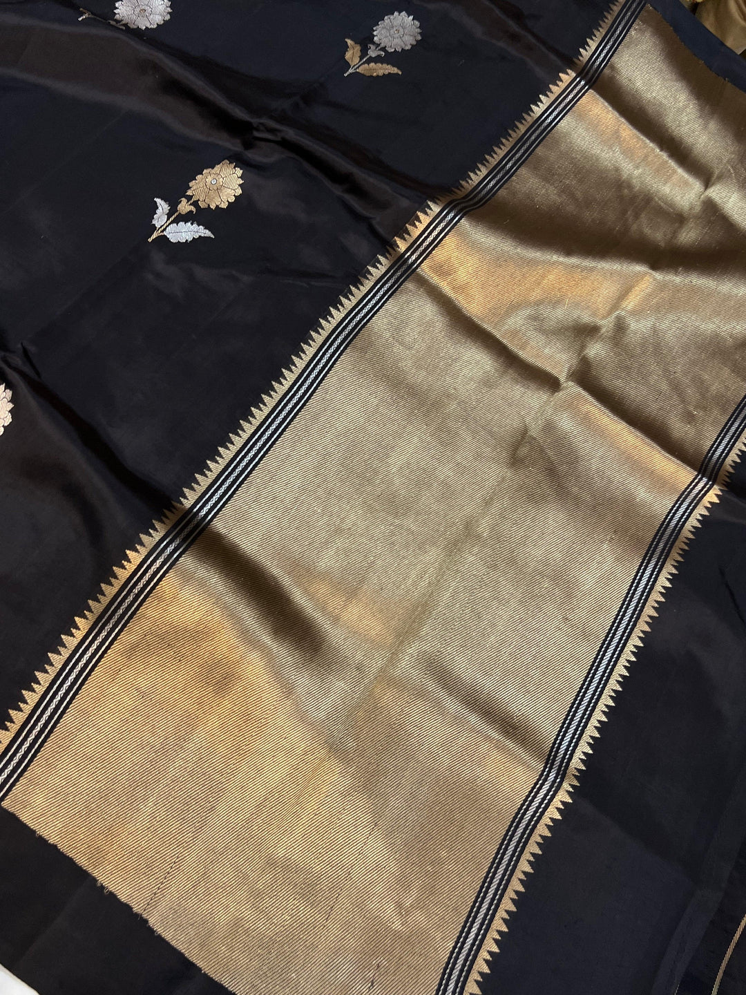 Black Pure Banarasi Handloom Silk Saree - Aura Benaras