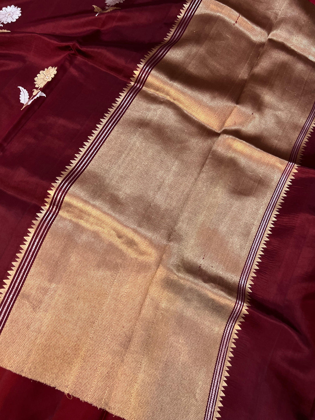 Maroon Pure Banarasi Handloom Silk Saree - Aura Benaras