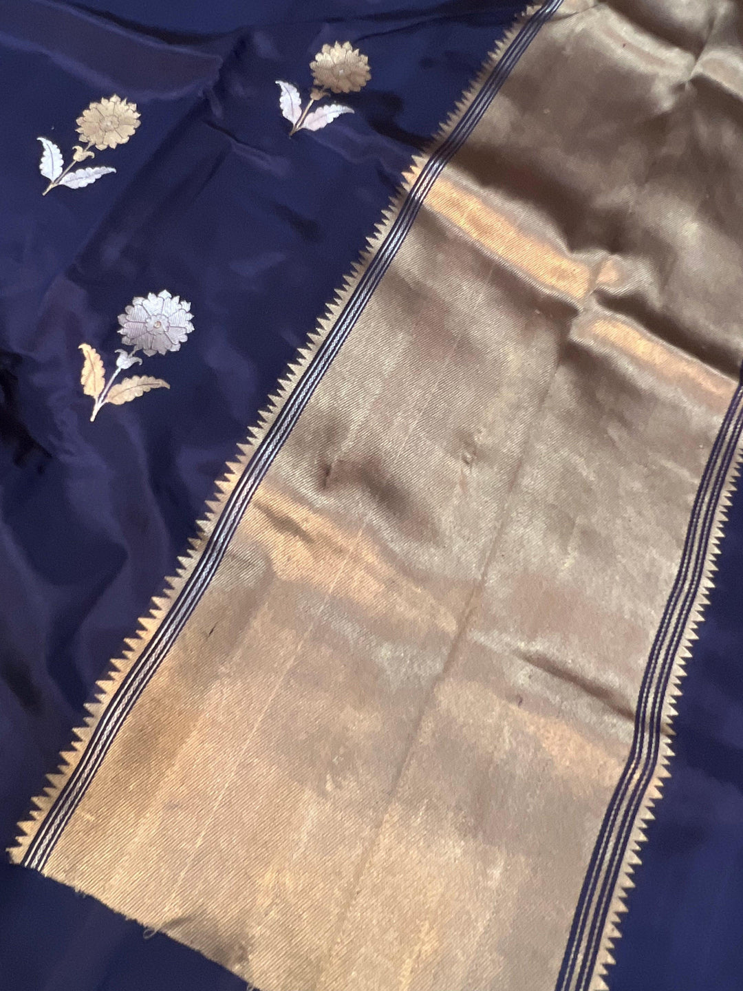 Navy Blue Pure Banarasi Handloom Silk Saree - Aura Benaras
