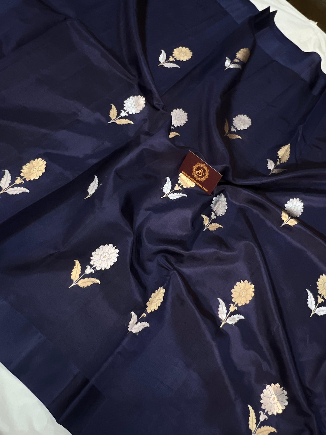 Navy Blue Pure Banarasi Handloom Silk Saree - Aura Benaras