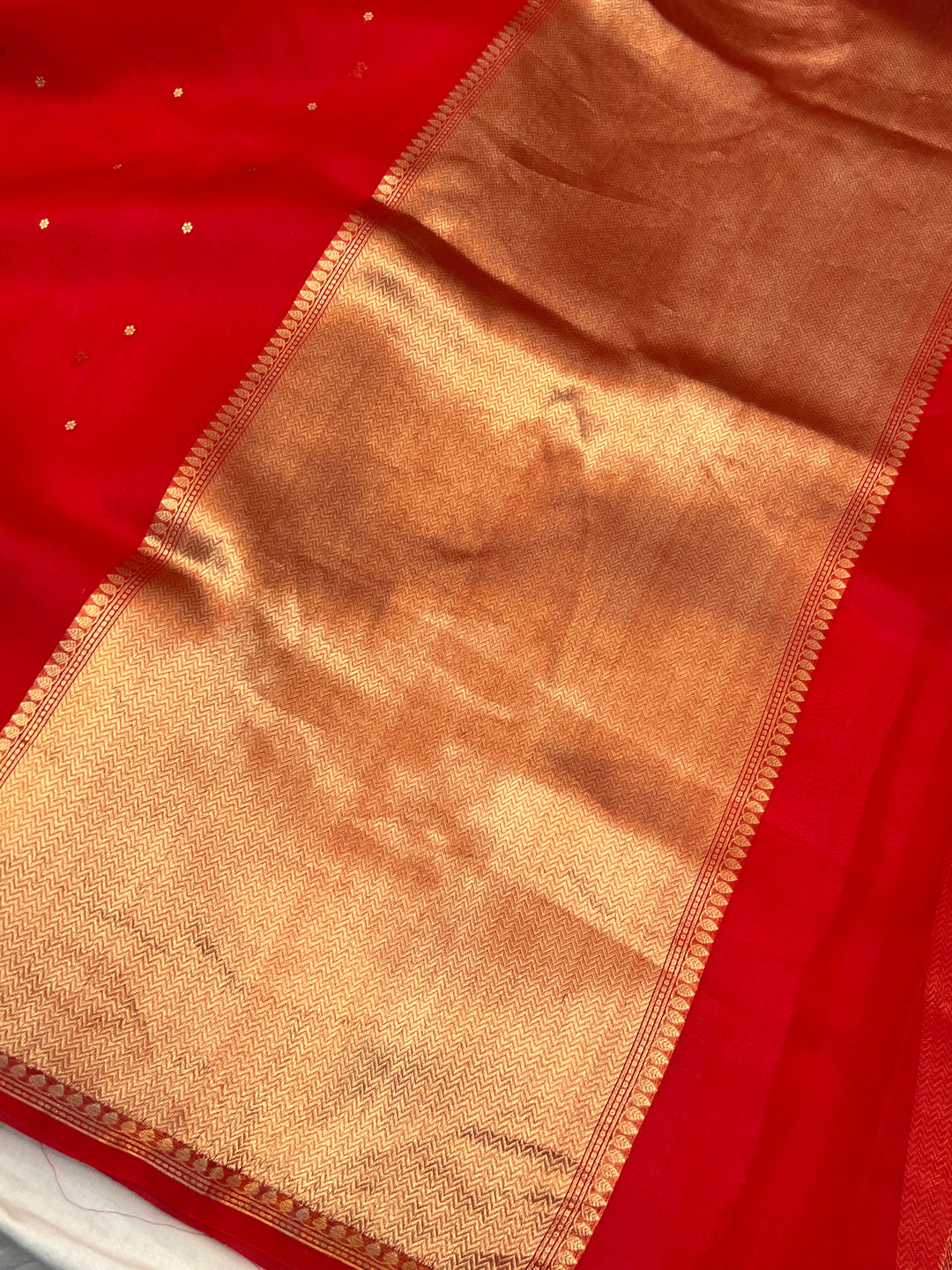 Deep Red Pure Kora Silk Handloom Banarasi Saree