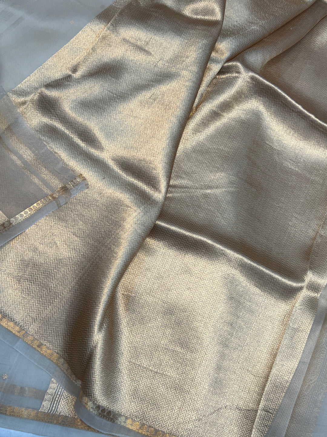 Cream Pure Kora Silk Handloom Banarasi Saree