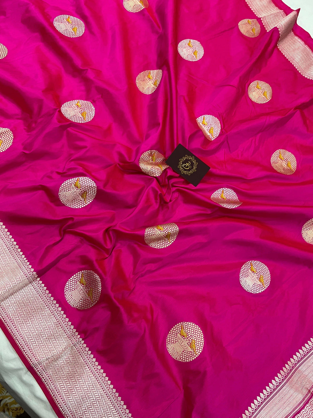 Rani Pink Banarasi Handloom Katan Silk Saree - Aura Benaras
