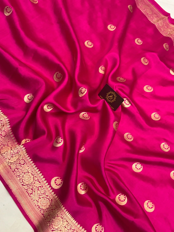 Rani Pink Pure Silk Banarasi Plain Saree with Kadhwa Chand butis