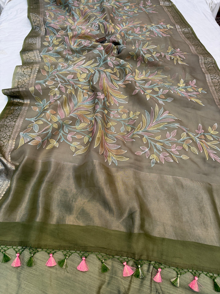 Mehndi Green Banarasi Handloom Kora Silk Saree