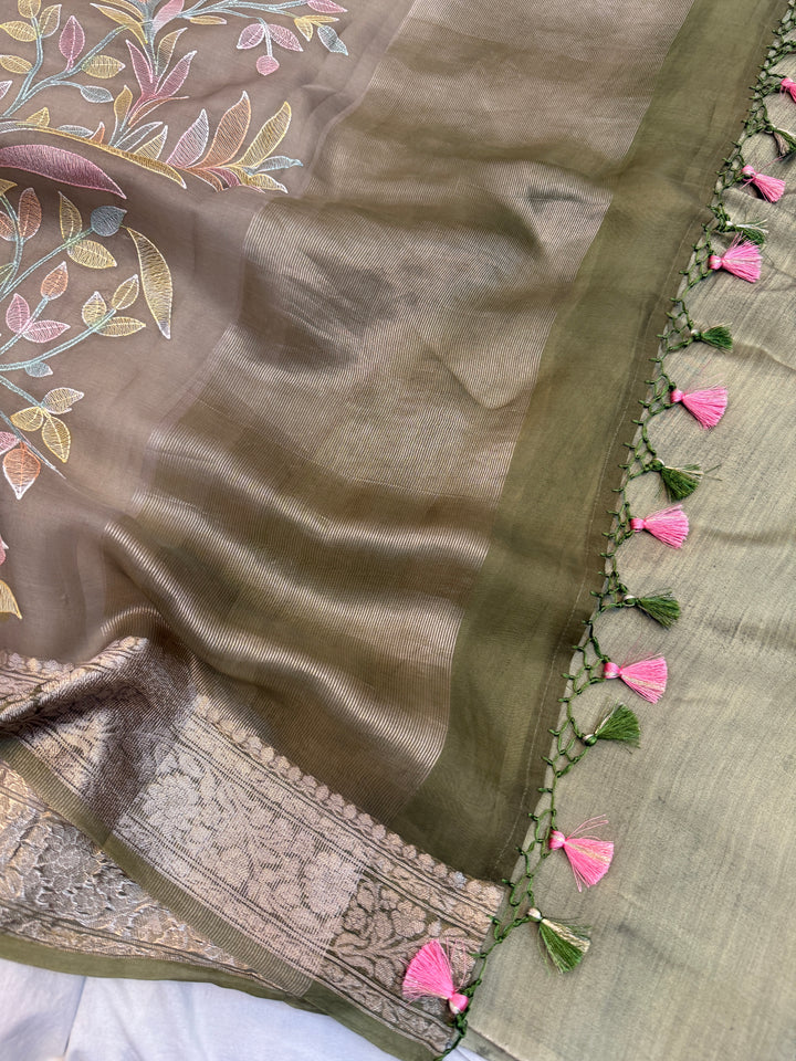 Mehndi Green Banarasi Handloom Kora Silk Saree
