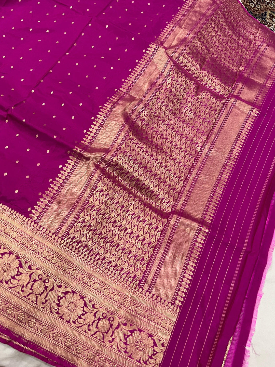 Magenta Pure Banarasi Handloom Katan Silk Saree - Aura Benaras