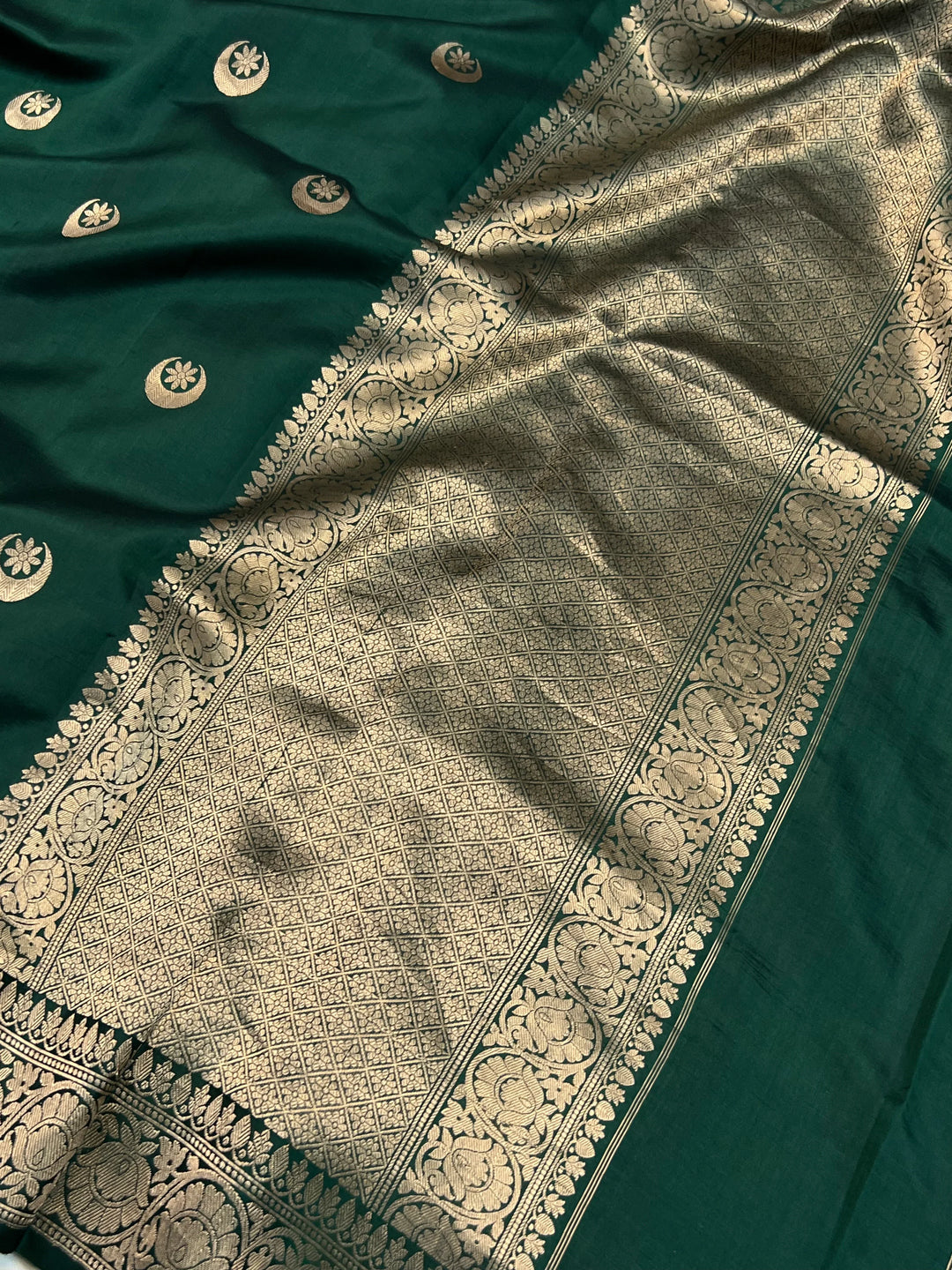 Bottle Green Pure Silk Banarasi Saree with Kadhwa Chand butis