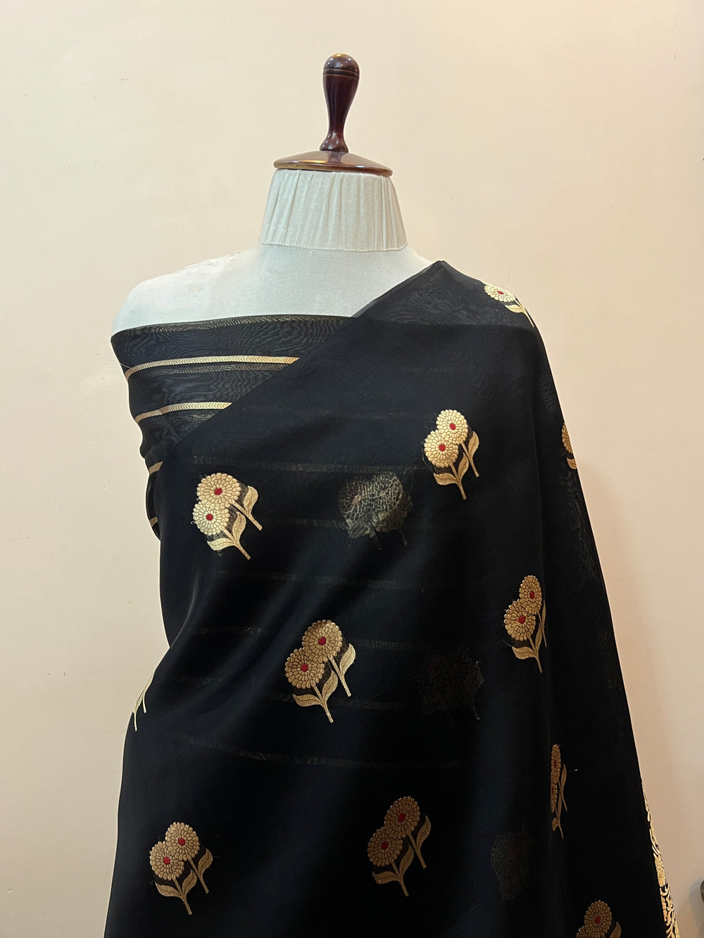 Black Pure Kora Silk Handloom Banarasi Saree