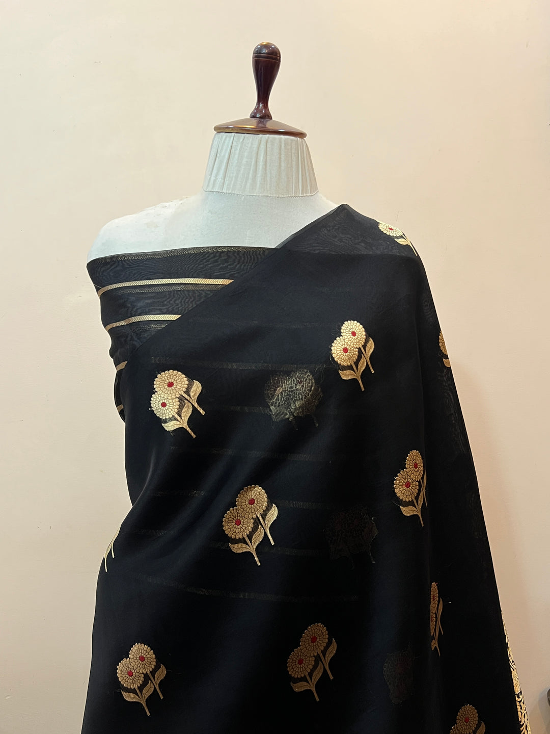 Black Pure Kora Silk Handloom Banarasi Saree