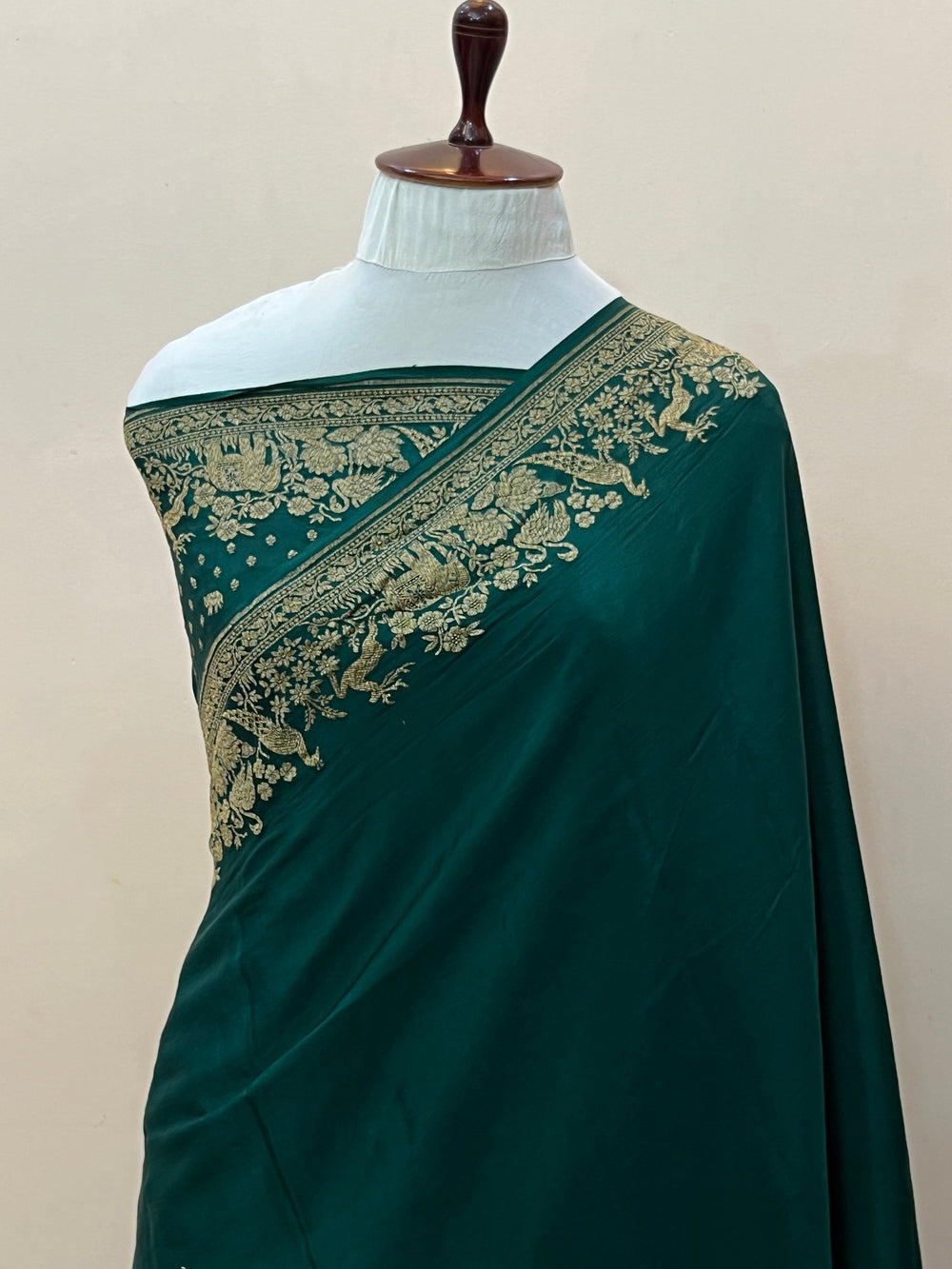Bottle Green Pure Crepe Silk Handloom Banarasi Saree