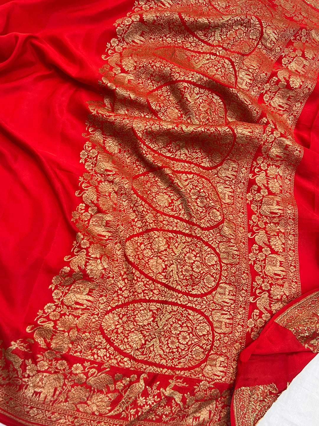Red Pure Crepe Silk Handloom Banarasi Saree