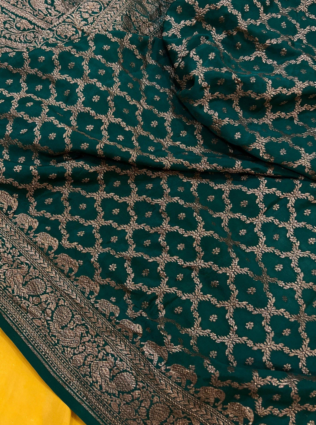 Neon Green Pure Banarasi Khaddi Crepe Silk Saree - Aura Benaras