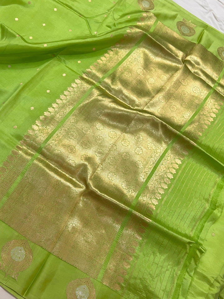 Pista Green Pure Banarasi Handloom Silk Saree - Aura Benaras