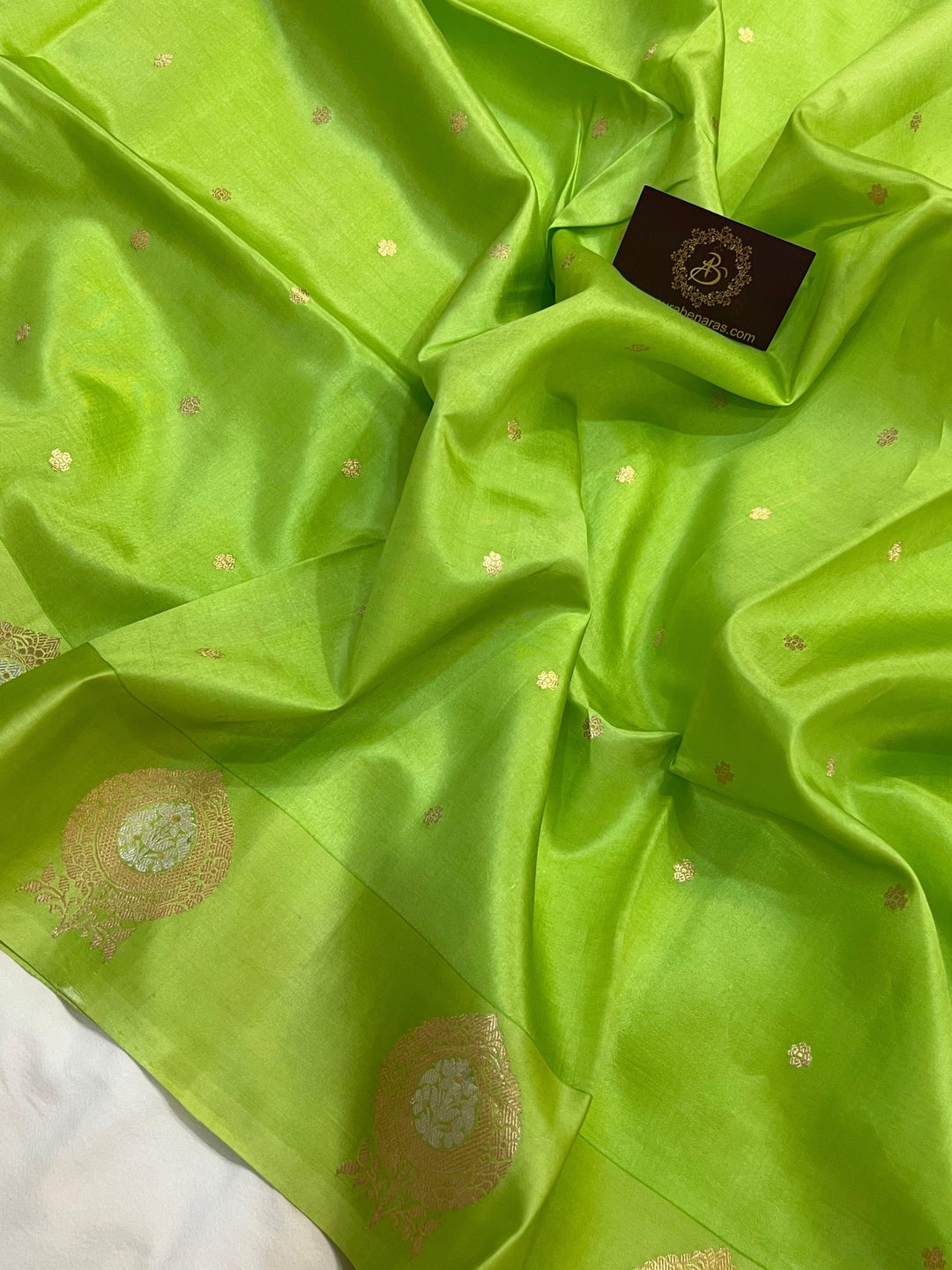 Pista Green Pure Banarasi Handloom Silk Saree - Aura Benaras