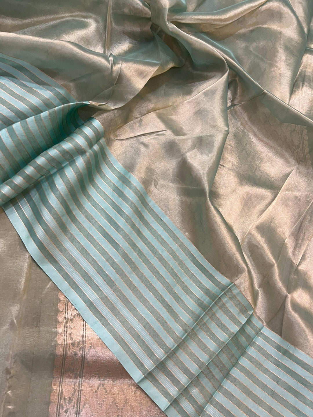 Sea Green Pure Banarasi Handloom Silk Saree - Aura Benaras