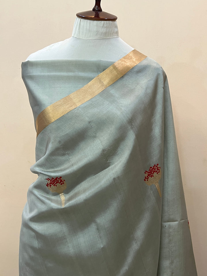 Light Grey Pure Banarasi Handloom Silk Saree