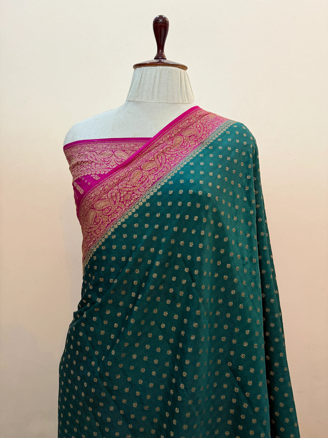 Bottle Green Pure Crepe Silk Handloom Banarasi Saree