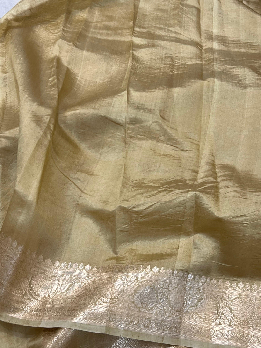 Beige Pure Banarasi Handloom Silk Saree - Aura Benaras