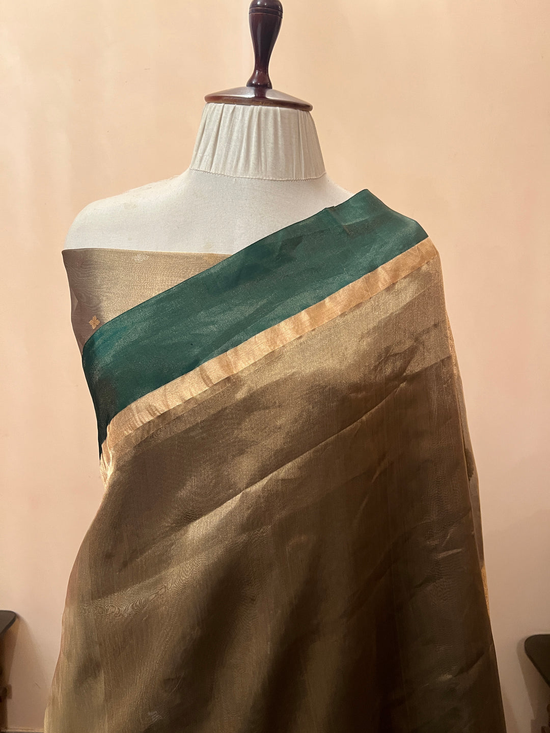 Bottle Green Pure Tissue Silk Handloom Banarasi Saree