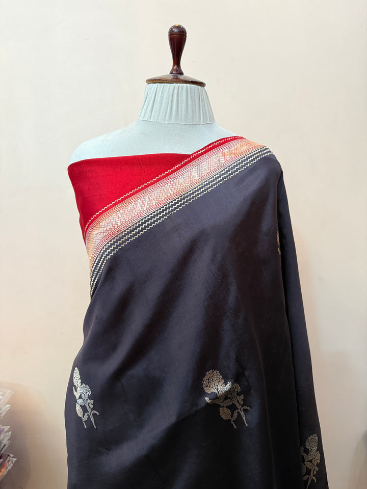 Black Pure Silk Handloom Banarasi Saree - AuraBenaras