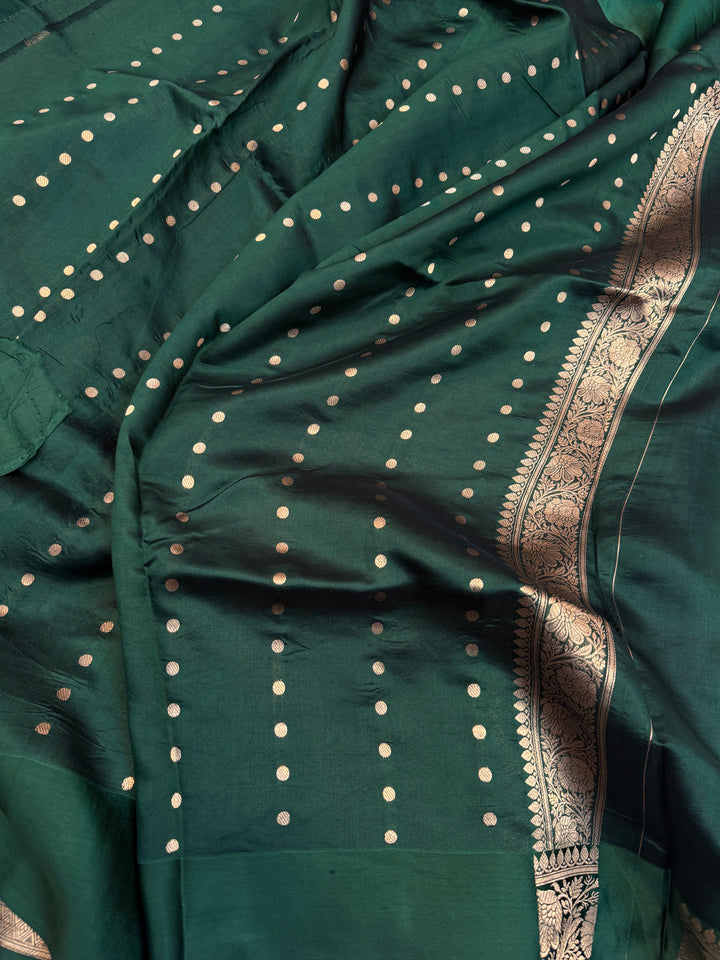 Bottle Green Pure Silk Handloom Banarasi Saree - AuraBenaras