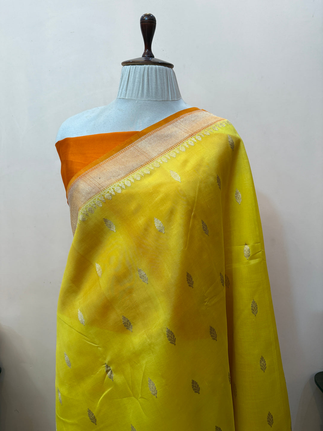 Lemon Yellow Pure Banarasi Handloom Silk Saree