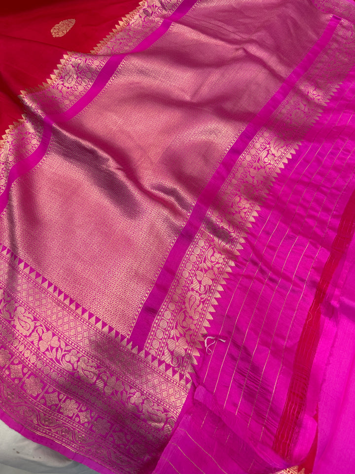 Red Pure Silk Banarasi Saree with Kadwa Motif & Zari Work