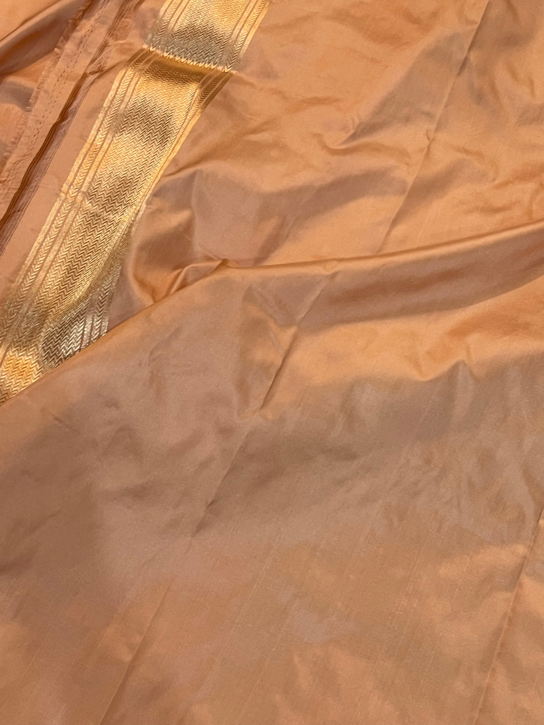 Peach Banarasi Handloom Katan Silk Saree | Aura Benaras