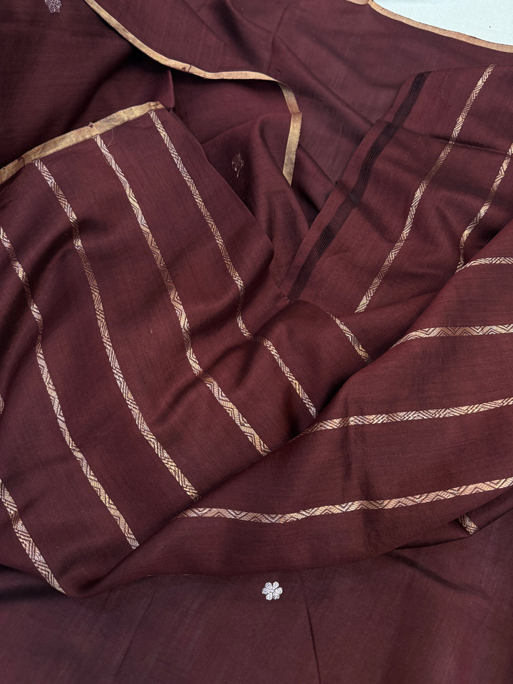Brown Kora Silk Banarasi Saree with Kadwa Jaal – AuraBenaras