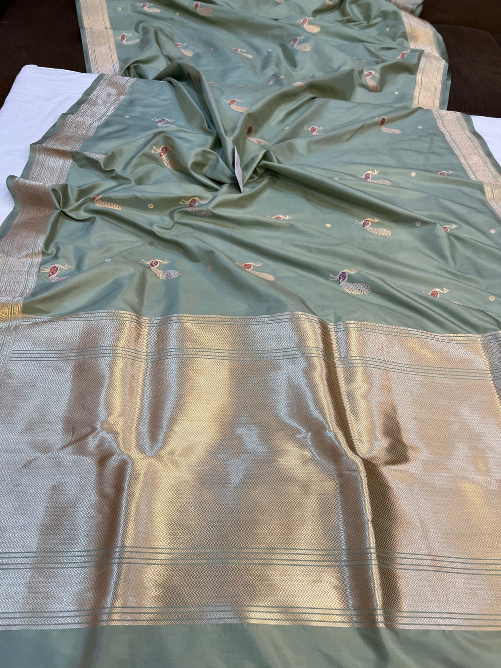Pastel Green Banarasi Handloom Katan Silk Saree | Aura Benaras