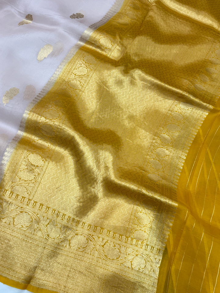 Pani Peach Banarasi Handloom Kora Silk Saree