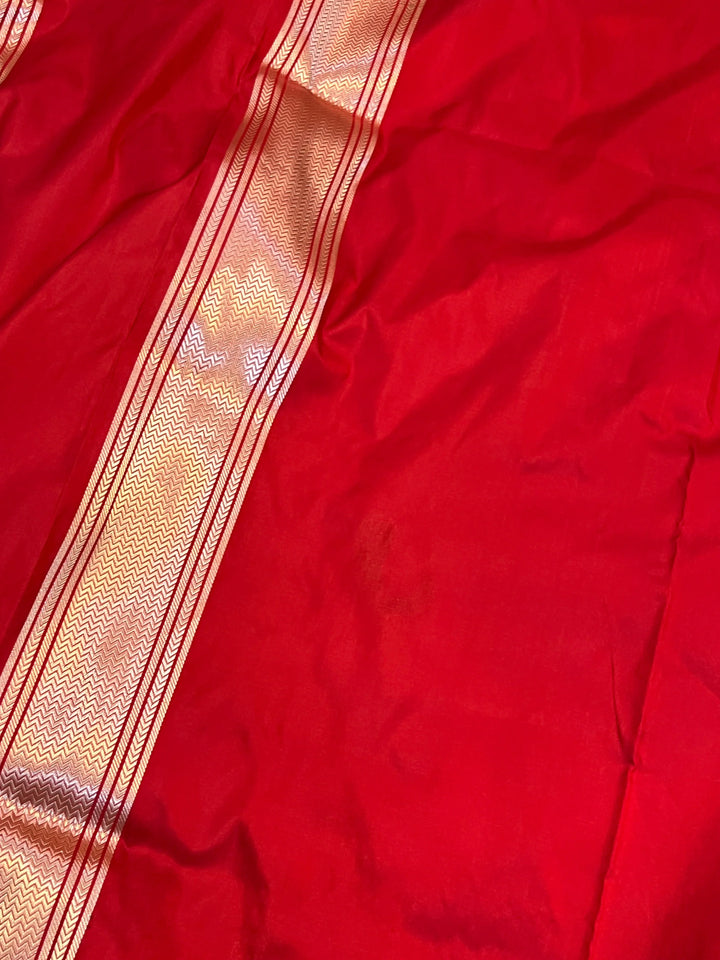 Red Banarasi Handloom Katan Silk Saree | Aura Benaras