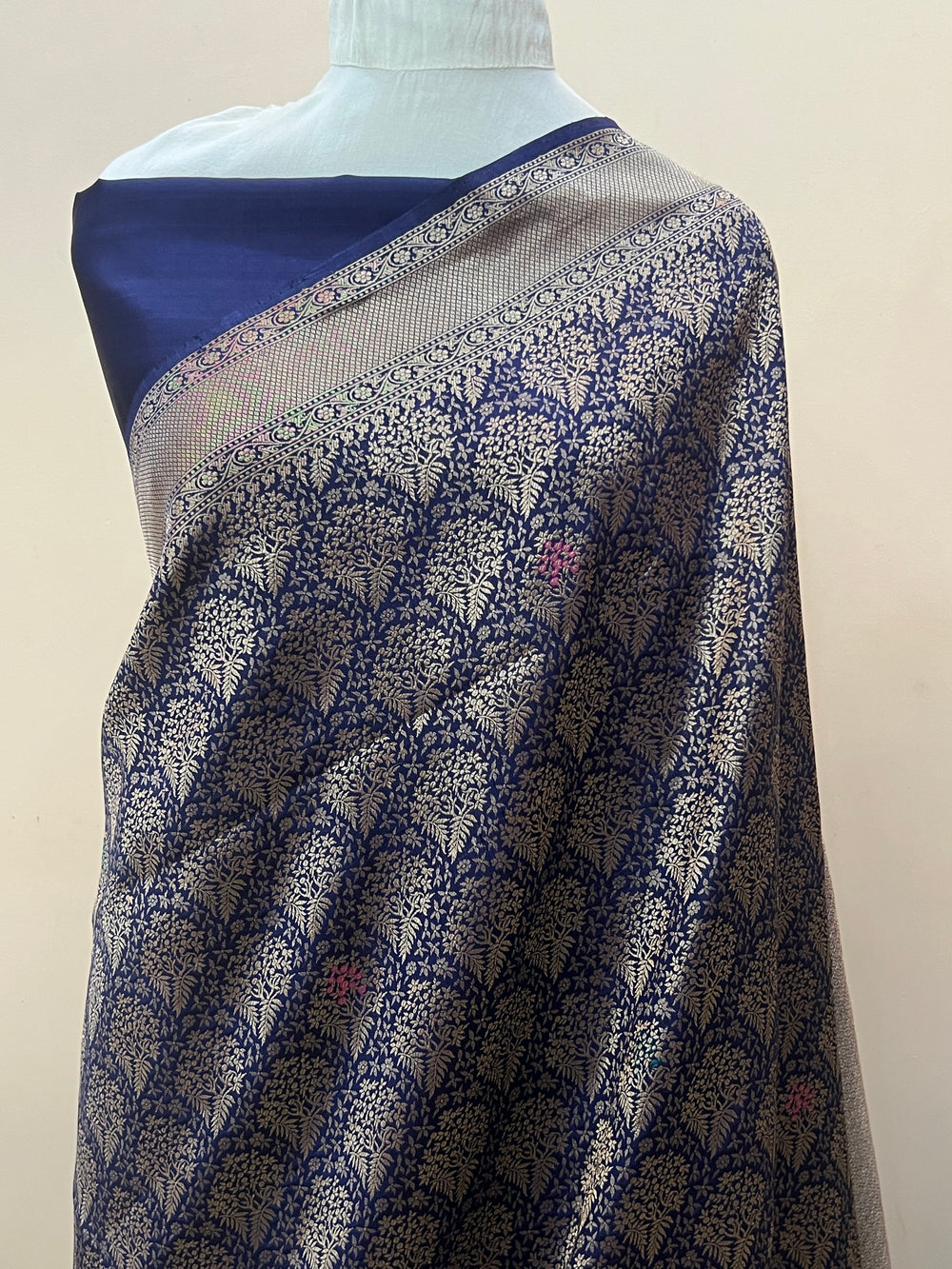 Navy Blue Pure Katan silk Handloom Banarasi Saree