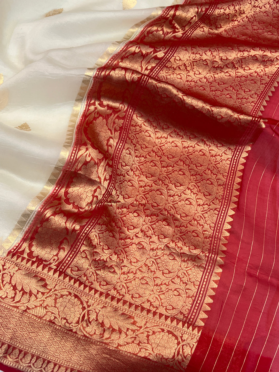 Cream Banarasi Handloom Kora Silk Saree