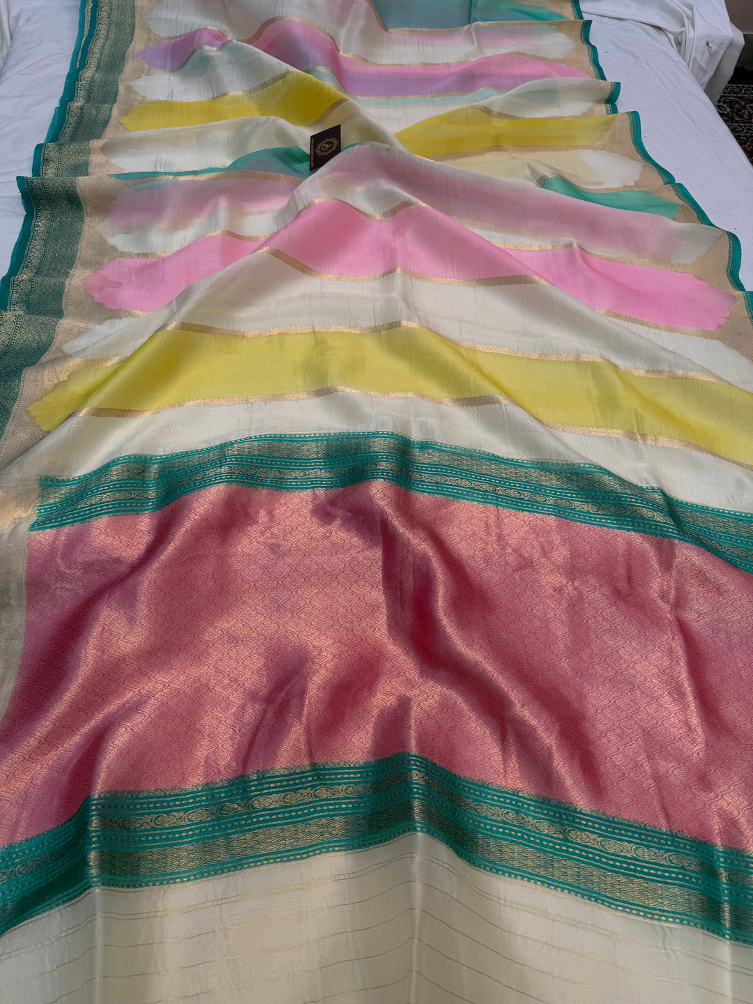 Off White Pure Kora Silk Handloom Banarasi Saree