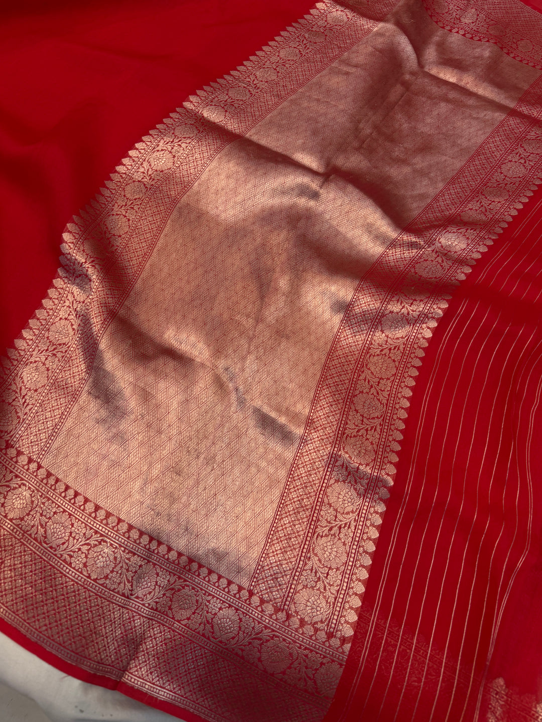 Red Pure Banarasi Handloom Kora Silk Saree