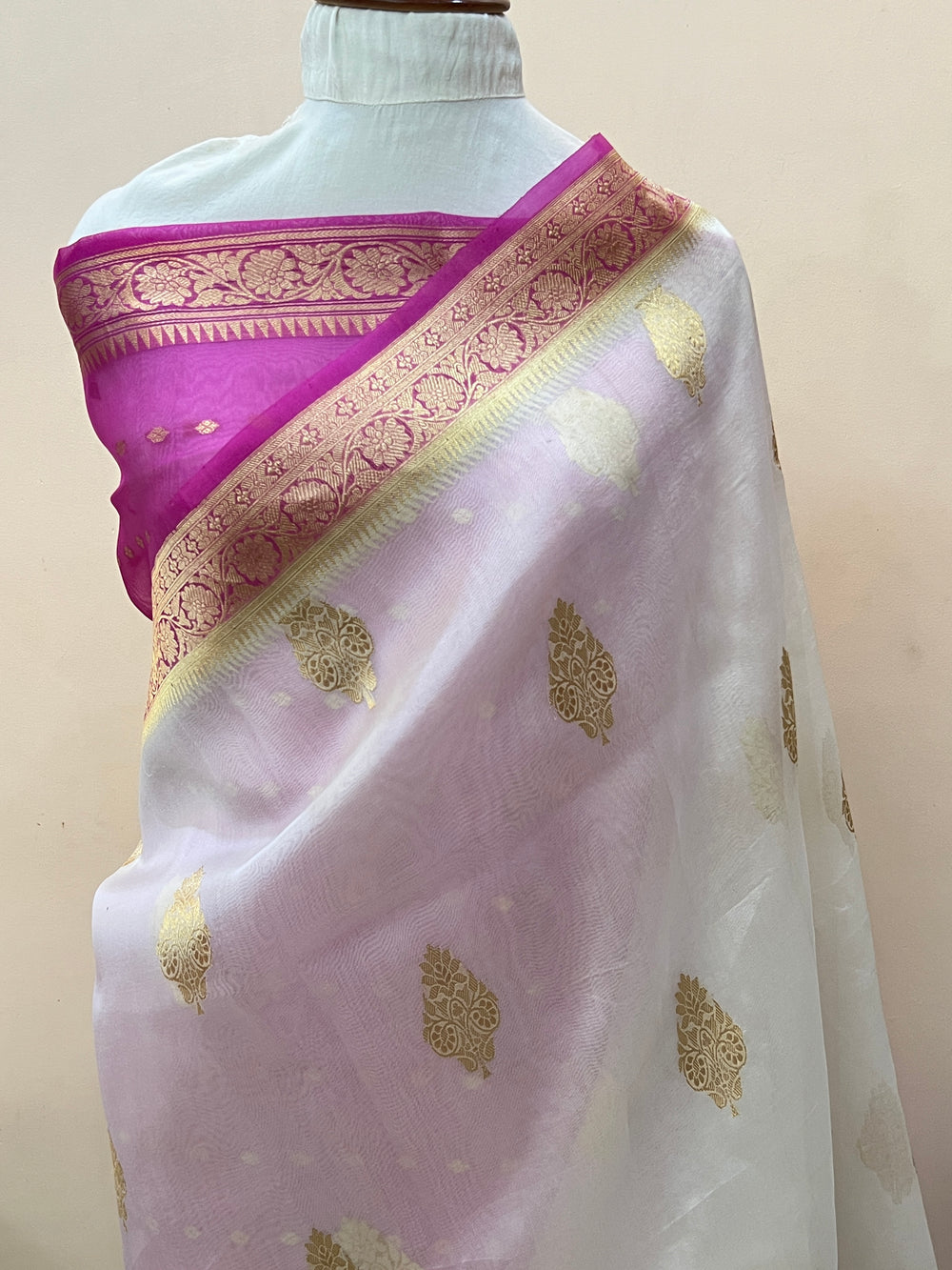 White Banarasi Handloom Kora Silk Saree