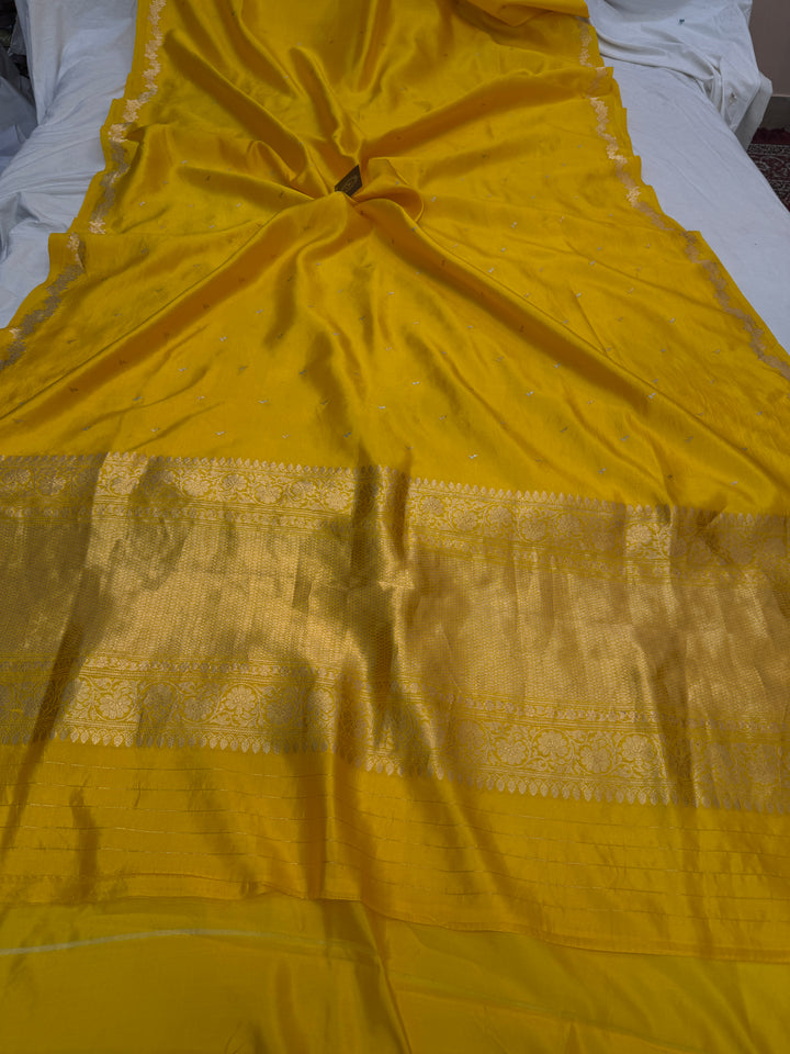 Yellow Pure Silk Handloom Banarasi Saree