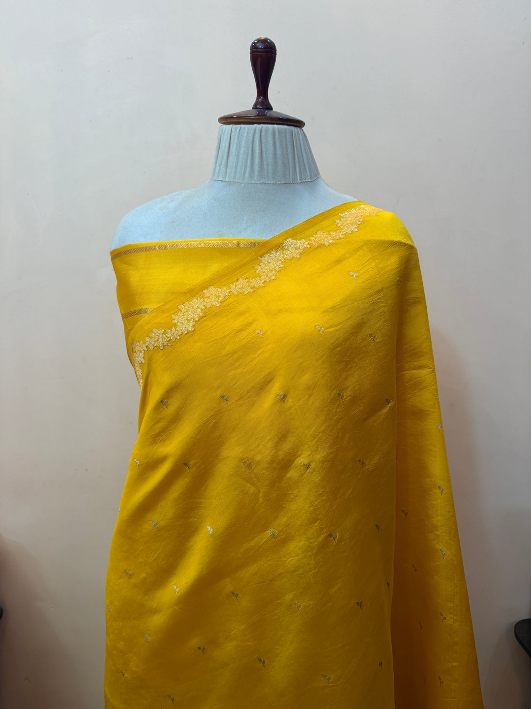 Yellow Pure Silk Handloom Banarasi Saree