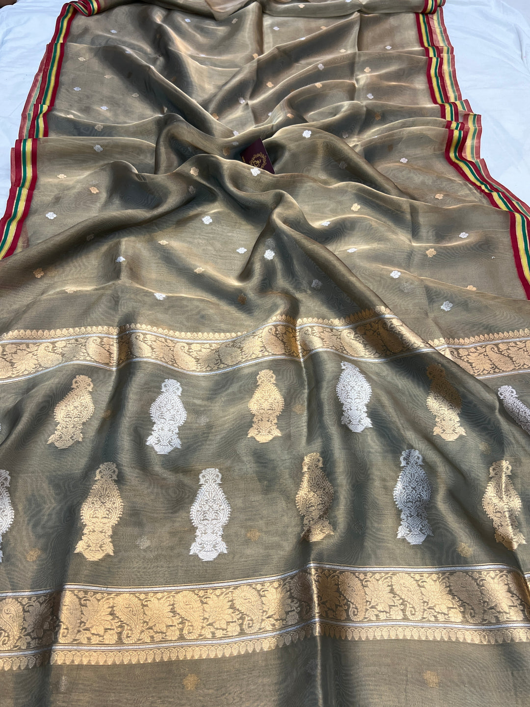 Bottle Green Pure Tissue Silk Handloom Banarasi Saree