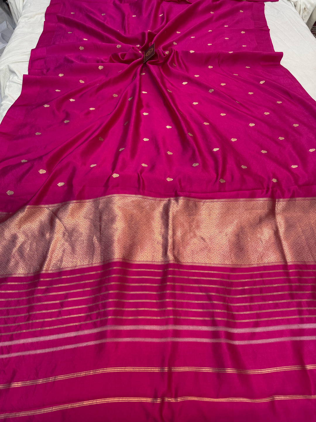 Rani Pink Pure Silk Handloom Banarasi Saree