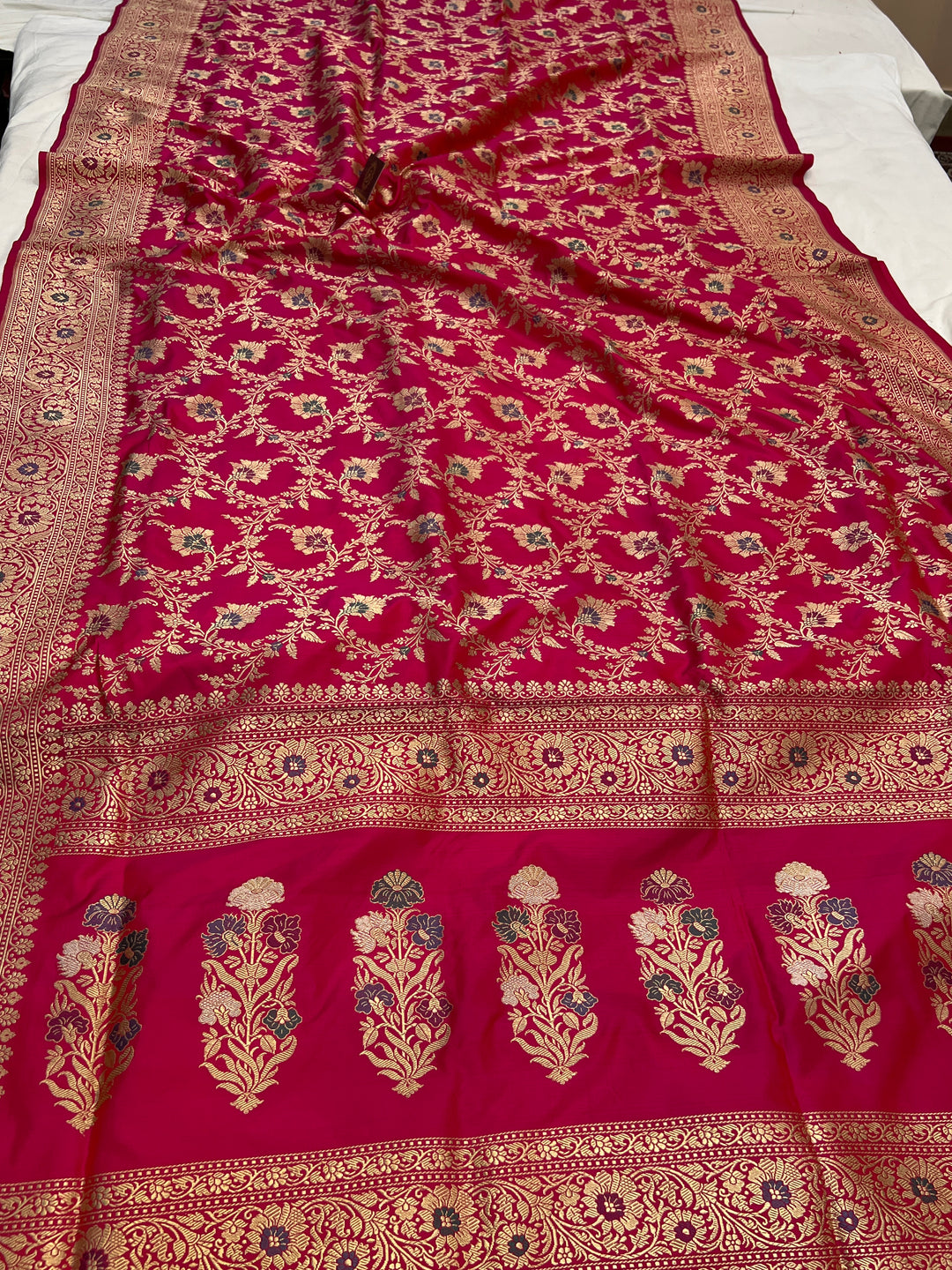 Rani Pink Pure Katan Silk Handloom Banarasi Saree