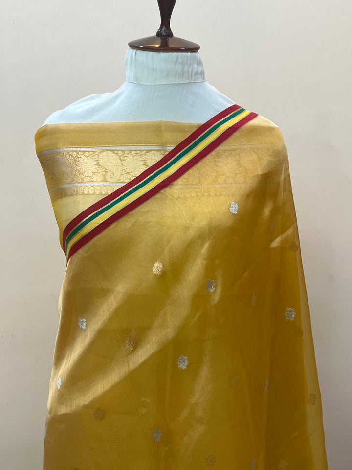 Golden Pure Tissue Silk Handloom Banarasi Saree