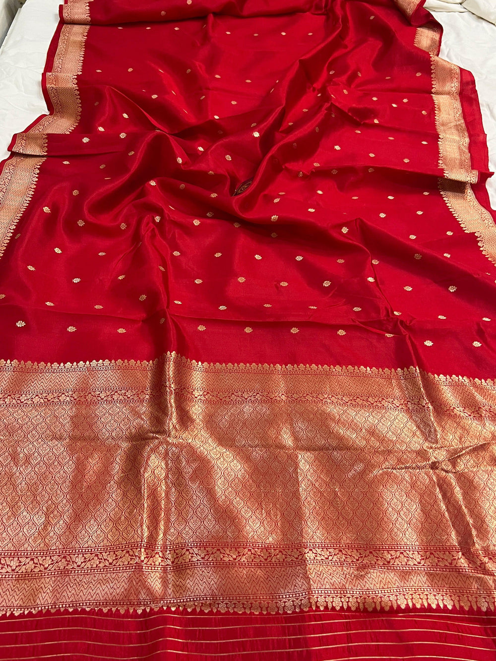 Red Pure Banarasi Handloom Silk Saree - Aura Benaras